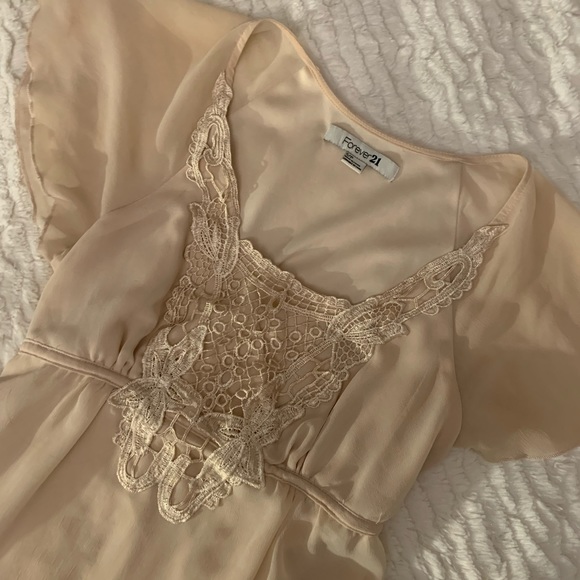 Sweet flowy chiffon dress pale pink - Picture 2 of 7